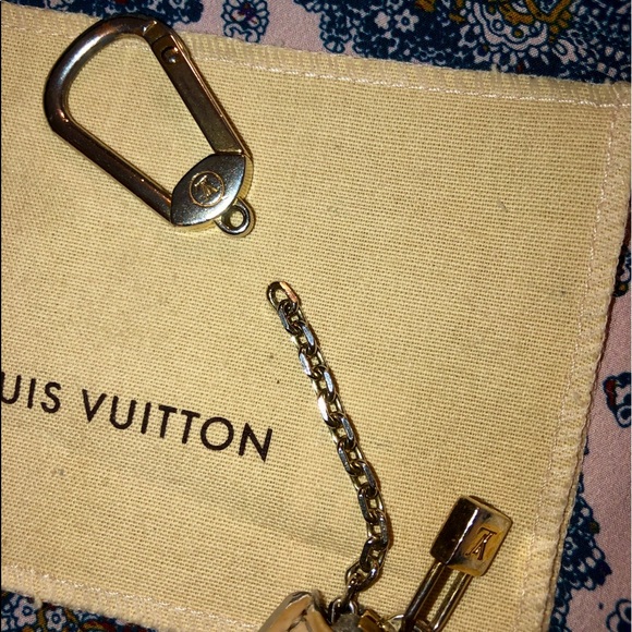 AUTHENTIC Louis Vuitton vernis card/coin holder - Picture 6 of 8